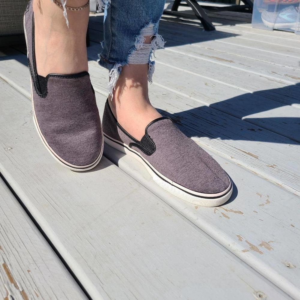 Chaps Jessica Slip on Grey Shoes Women's Size 7B